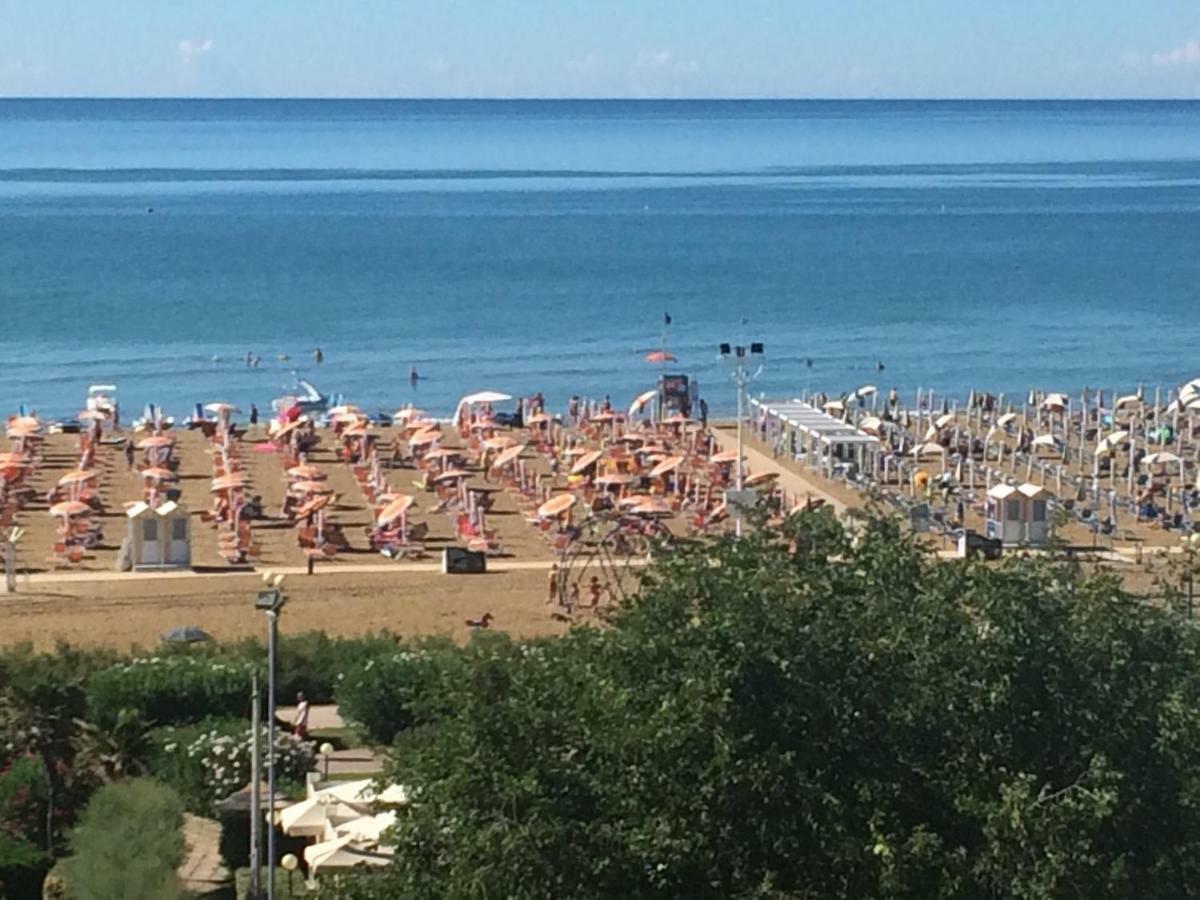 Girasole - Appartamenti Bibione Luaran gambar