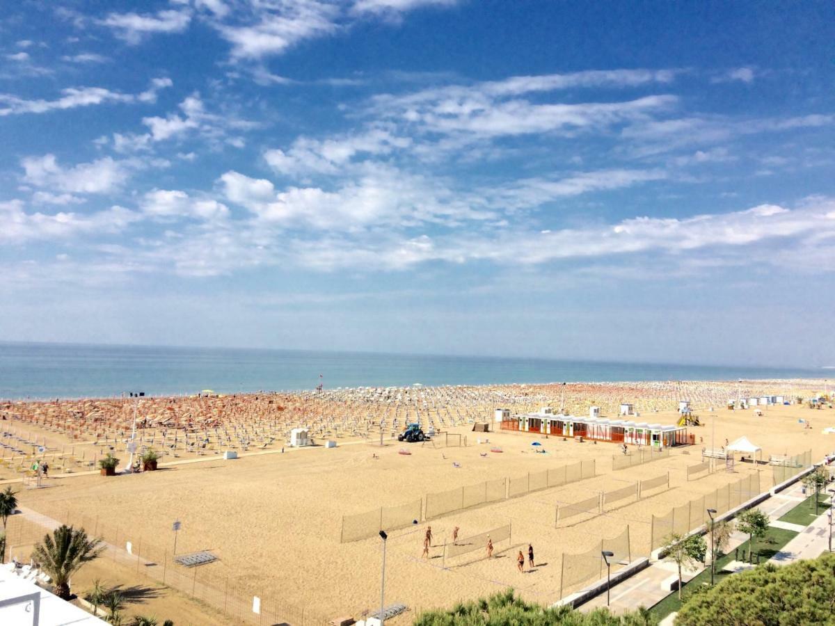 Girasole - Appartamenti Bibione Luaran gambar